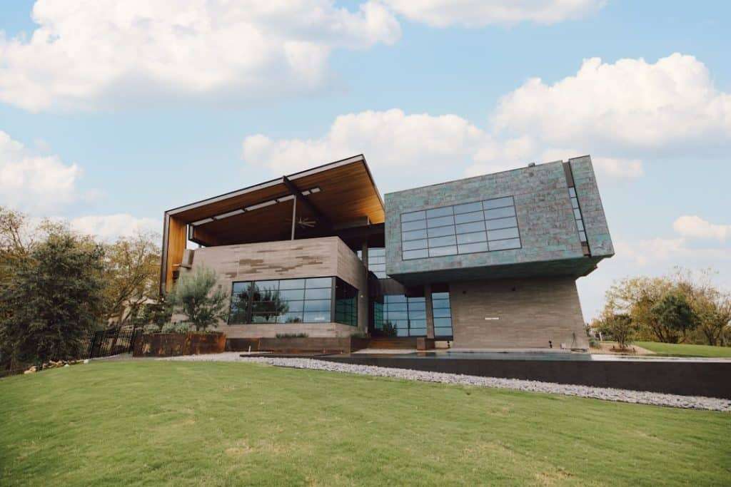 Best High End Property Investment Strategies in 2026